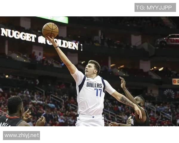 东契奇场均37+9+9创60年首人纪录 独行侠内乱因他引发